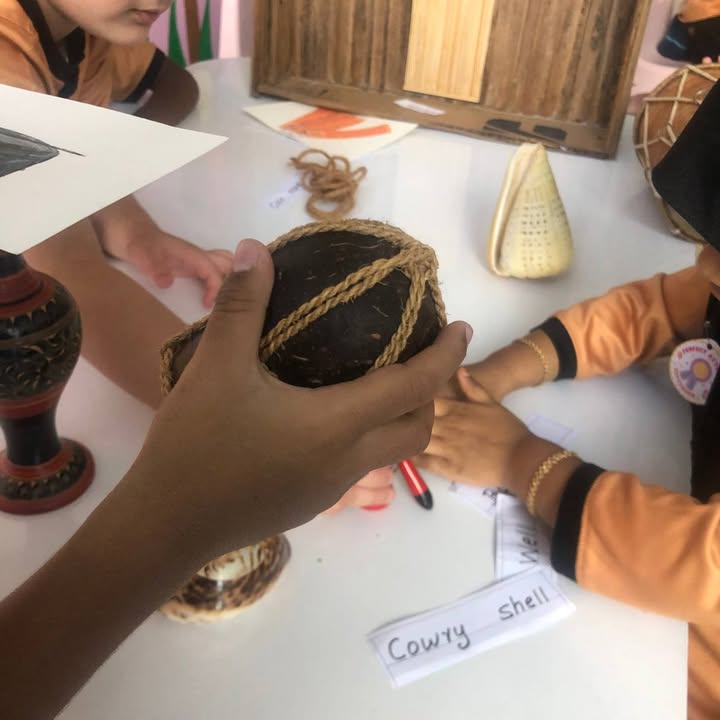 Young learners discover Maldives heritage through traditional clothing and cultural artifacts